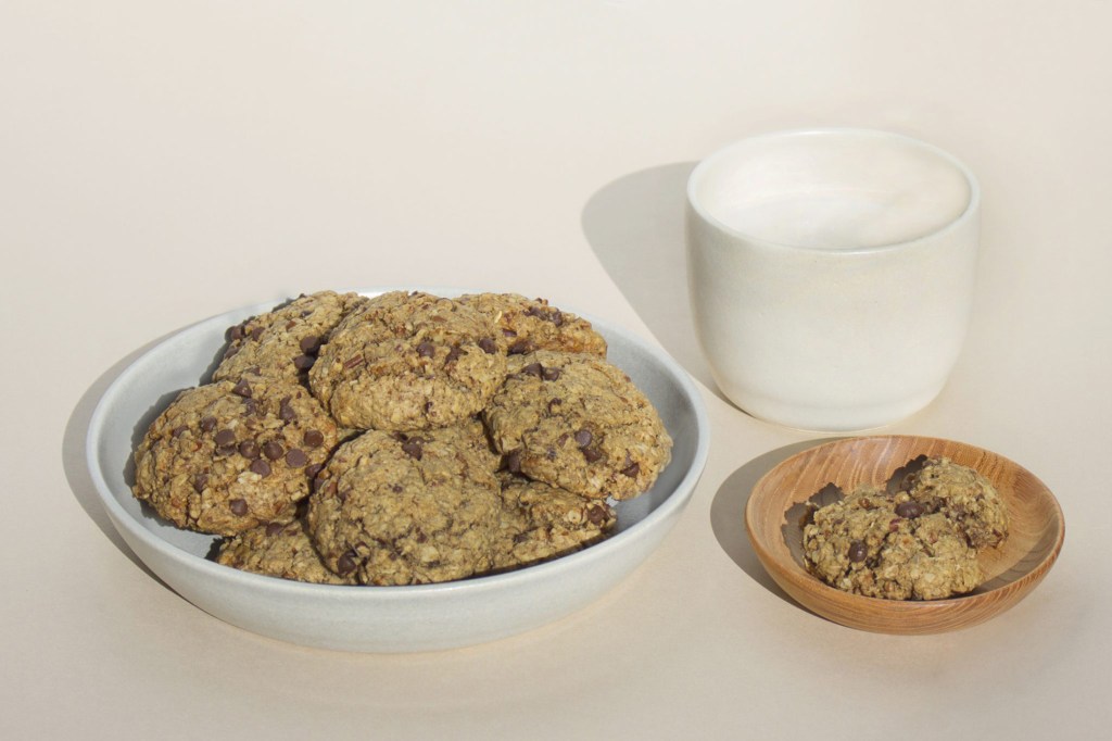 Oat, Pecan, & Chocolate Chip Cookie Recipe