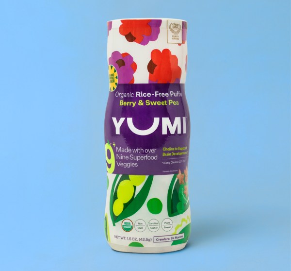 Yumi Organic Puffs - Berry & Sweet Pea 1.5oz